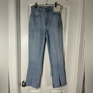 Abercrombie and Fitch 90’s Straight Ultra High Rise jeans